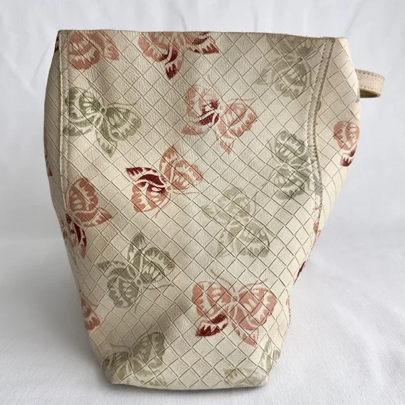 ✨Authentic BOTTEGA VENETA Intrecciatomirage Butterfly Leather Tote Bag Cream - Picture 7 of 16